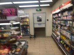 -全家便利店(莲花池东路店)