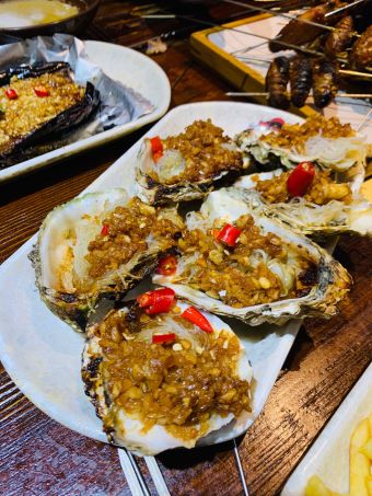 发现好去处hi,上午好肇州县中心城区热门商圈创意菜中东菜小龙虾小吃