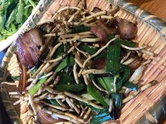 折耳根酱肉-盐帮食坊•小河帮川菜(四川师大店)