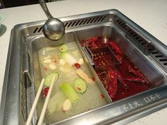 鸳鸯汤底-野妹火锅(龙岗店)