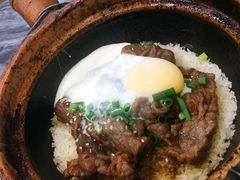窝蛋牛肉煲仔饭-红星光发煲仔饭(大石街店)