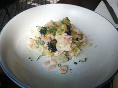 墨鱼面伴虾和卡拉布利亚肉肠番茄汁-FISH&POTATO Cō(地中海美食 万象城店)