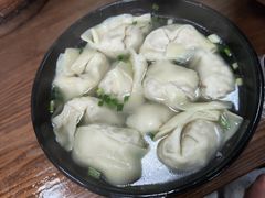 三鲜大馄饨-万寿斋(山阴路店)