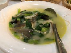 荠菜园子-眷江南之小蓝鲸(王府大街店)
