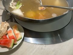 -左庭右院鲜牛肉火锅(浦江欢乐颂店)