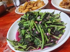 -芦茨金富饭庄·25年老字号·专做稻草鸡