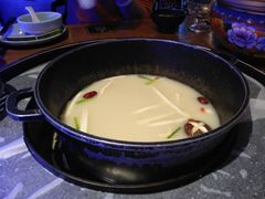 -三人行骨头王火锅(长寿店)
