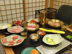 -臻牛烤肉