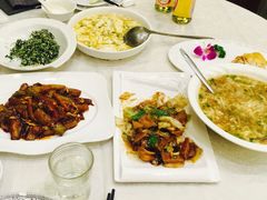 -梅龙镇酒家(南京西路总店)