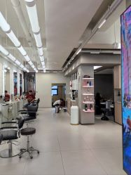 -Z.X HAIR SALON张新美业