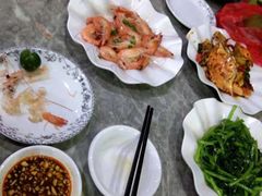 -亚龙湾8号(丁村万人海鲜广场店)