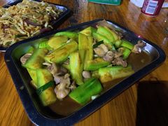 丝瓜炒鸡杂-新湖烧鸡(光明店)