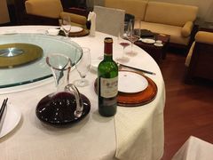 -顺峰海鲜酒楼(省府店)