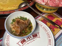 -万小鍋·酸汤肥牛火锅(苏宁广场店)