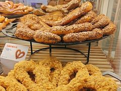 -红星前进面包牛奶公司(君太店)