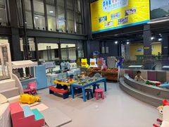 -萨卡屋亲子乐园·餐厅(龙山万物工场店)