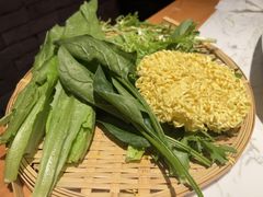 -牛三斤潮汕鲜牛肉火锅(昌发展万科店)