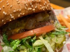 -The Habit Burger Grill 哈比特汉堡(复兴soho店)