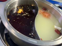 -马路边边·成都串串(翠柏路店)