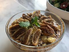 烤无花果蜂蜜燕麦酸奶-The Rug Cafe(王府中环店)