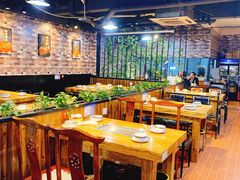 -小雷家烤羊腿(烨宏广场店)