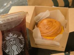 -星巴克(上海长宁来福士1F店)