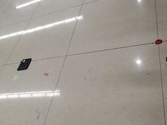 -中地华冠羽毛球俱乐部