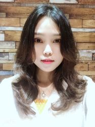 -首脑美发沙龙