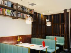 -阿瓦山寨·湘菜现炒·剁椒鱼头王(咸阳总店)