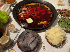 -岗上渣渣老火锅(两路口店)