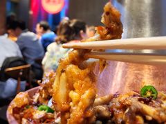 二哥芋儿蛙-炉小二铜锅牛蛙•川湘菜(三里屯店)