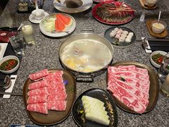 -辉哥火锅(虹桥路店)