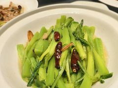 -艳阳天民俗村(公园路店)