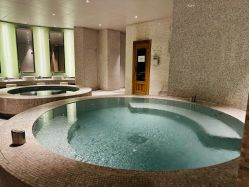 -上海外滩浦华大酒店·涟水疗SPA健身中心