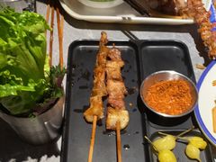-威记烧嘢·南宁烧烤·超级生牛(绿地店)