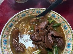 -金杨拉面王小吃面馆·牛三宝面·红烧牛肉粉