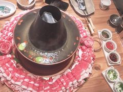 -额尔敦传统涮火锅·烧烤(鑫源山庄店)