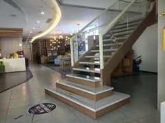 -维乐口腔(格林门诊长宁店)