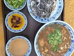 -门框胡同百年卤煮(新街口店)