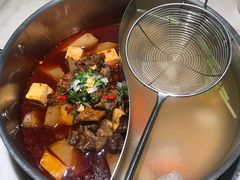 -左庭右院鲜牛肉火锅(浦江欢乐颂店)