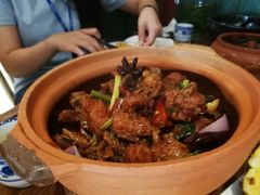 傣味黄焖鸡-滇越乘象云南餐厅(次渠店)