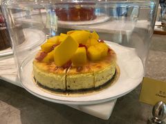 芒果芝士蛋糕-前海华侨城JW万豪酒店·都会尚膳自助餐厅·牛排海鲜酒水畅飨