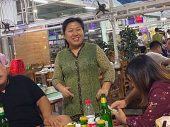 -四川小胡子海鲜(丁村万人海鲜广场店)