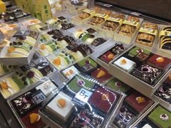 零售区-面包新语(龙湖·西宸天街店)