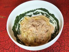 三文鱼菠菜奶油手工宽面-羽深肉铺 Steak & Wine