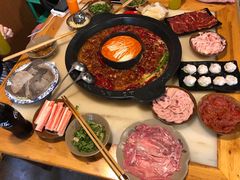 -黄潇洒老火锅(九眼桥宏济巷店)