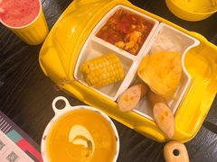 -伯顿西餐厅(厚街香榭丽店)