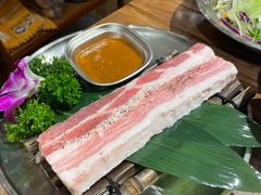 -明洞阿姨·韩式酱蟹烤肉·创意料理(三元桥店)