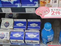 -全家便利店(宜山路站店)