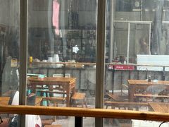 -茅屋大酒店